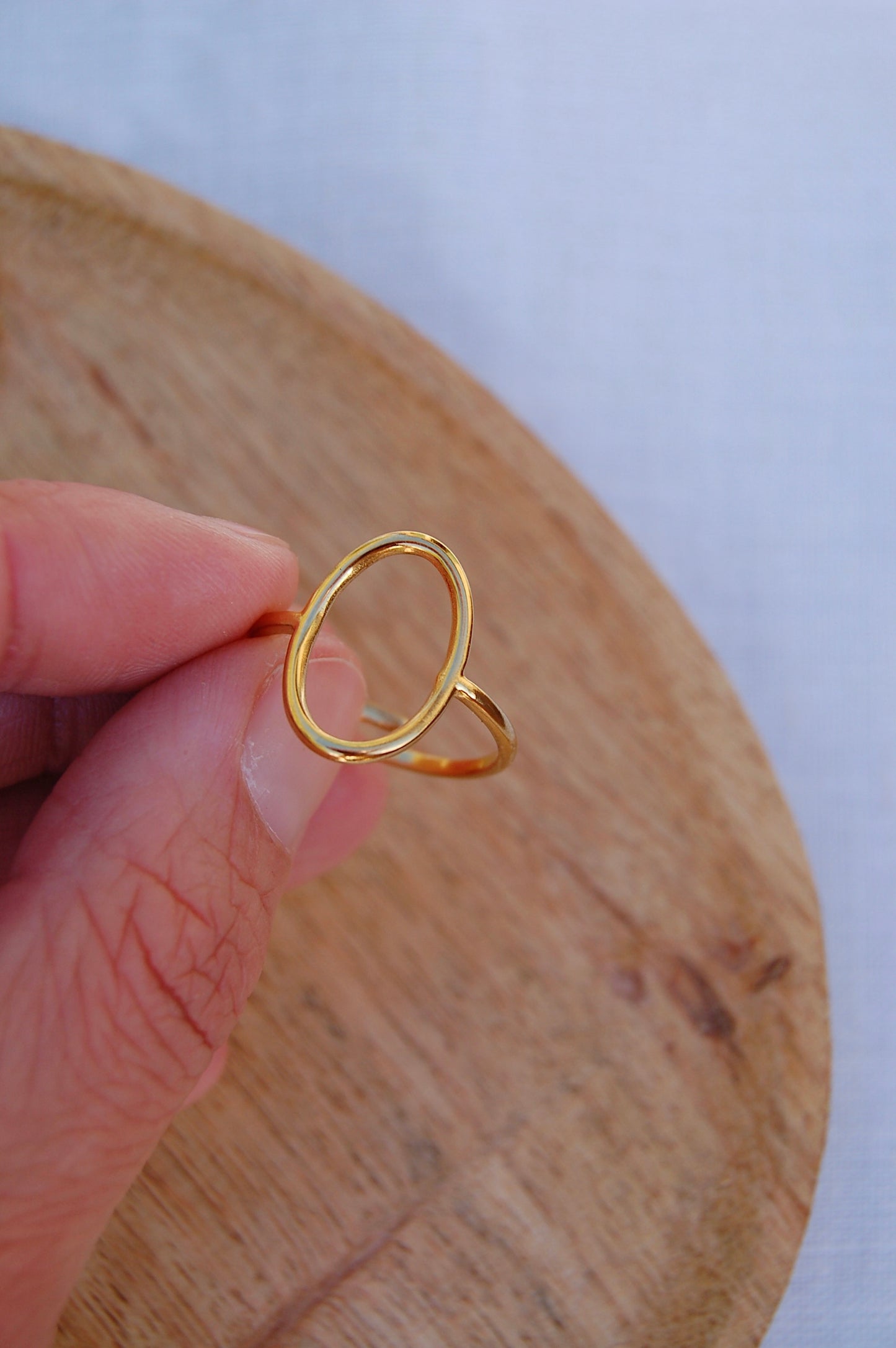BAGUE OVALE