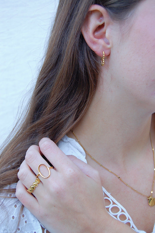 BAGUE OVALE